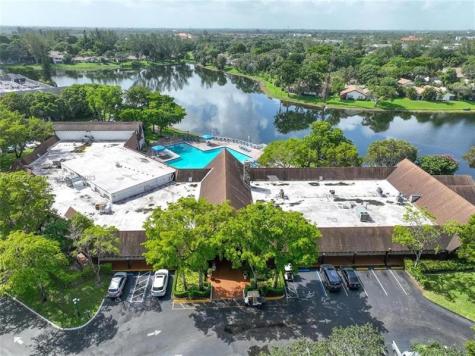 3710 Inverrary Drive Lauderhill FL 33319