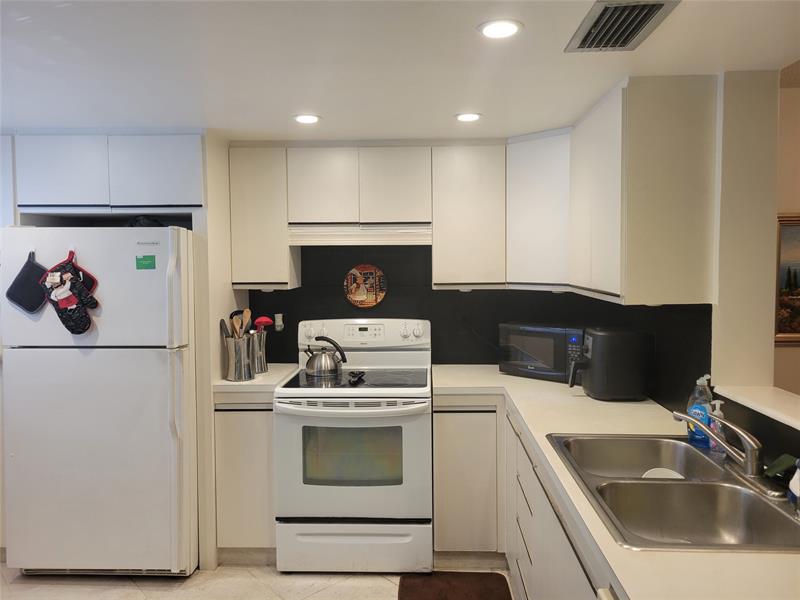 3201 Portofino Point Coconut Creek FL 33066