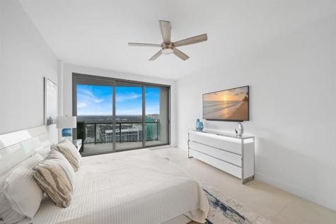 100 E Las Olas Boulevard Fort Lauderdale FL 33301