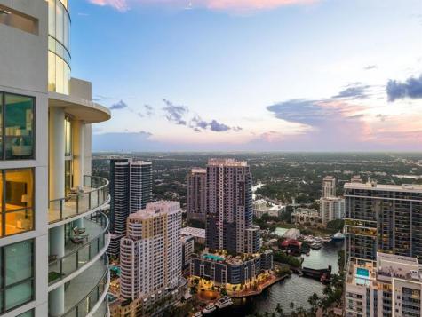 100 E Las Olas Boulevard Fort Lauderdale FL 33301