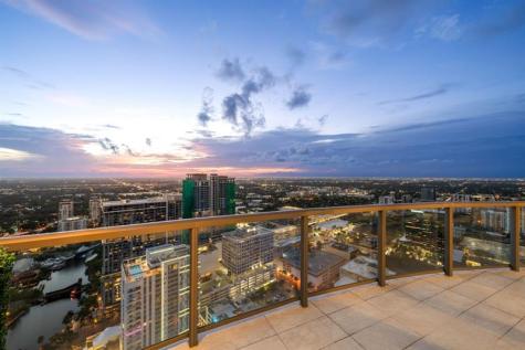 100 E Las Olas Boulevard Fort Lauderdale FL 33301