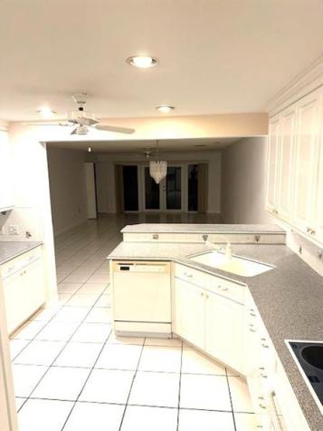 19816 Bobolink Drive Hialeah FL 33015