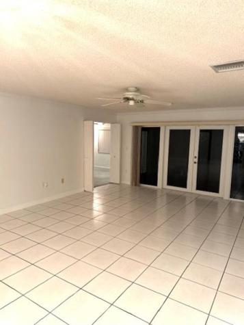 19816 Bobolink Drive Hialeah FL 33015