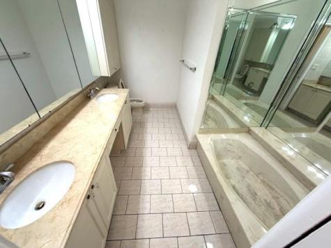 19816 Bobolink Drive Hialeah FL 33015