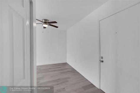 301 Croton Avenue Lantana FL 33462