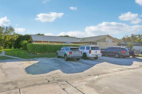 5760 Golden Eagle Circle Palm Beach Gardens FL 33418