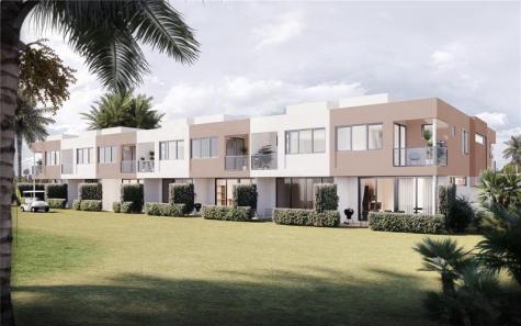 724 Cypress Grove Drive Pompano Beach FL 33069