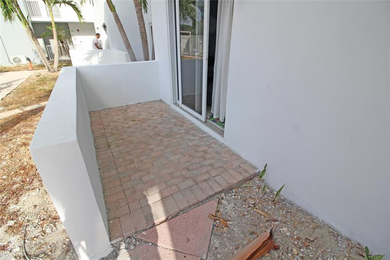 2860 NE 14th Street Pompano Beach FL 33062