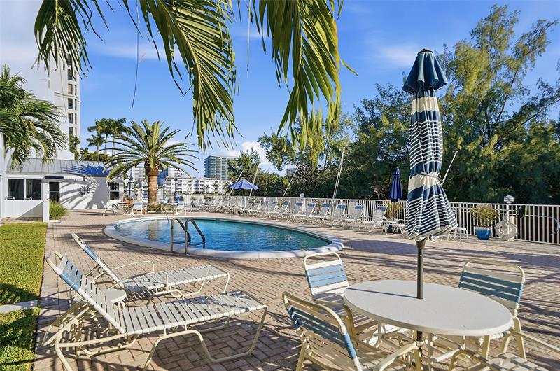 2860 NE 14th Street Pompano Beach FL 33062