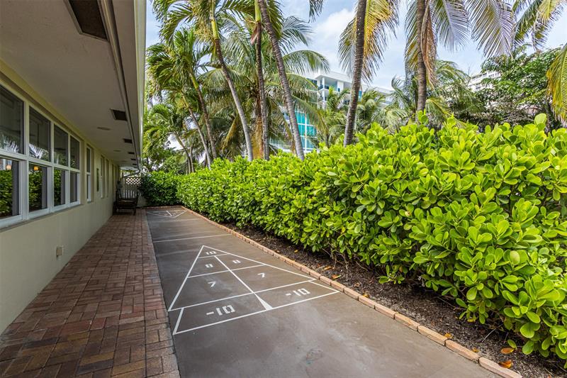 401 Briny Avenue Pompano Beach FL 33062