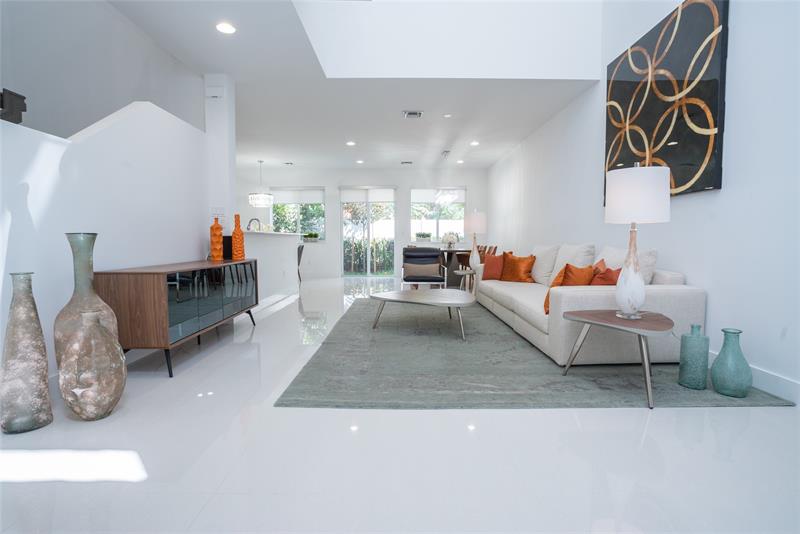 713 SE 1st Court Pompano Beach FL 33060