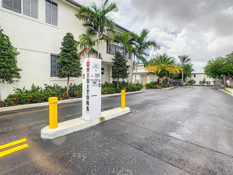 713 SE 1st Court Pompano Beach FL 33060