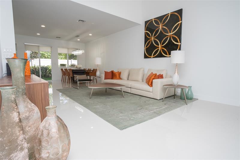 713 SE 1st Court Pompano Beach FL 33060