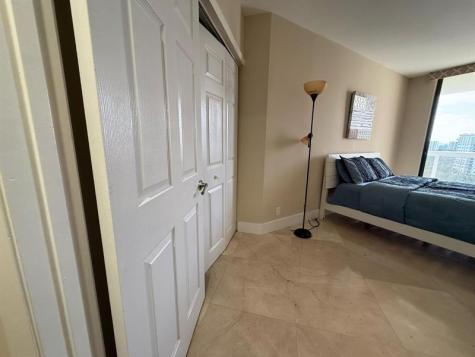 20185 E Country Club Drive Aventura FL 33180
