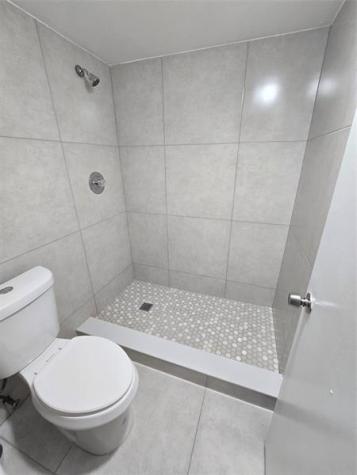1681 NW 70th Avenue Plantation FL 33313