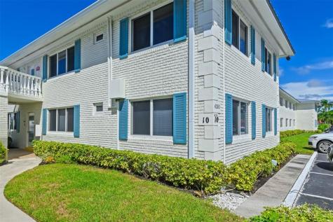 6263 NE 19th Avenue Fort Lauderdale FL 33308