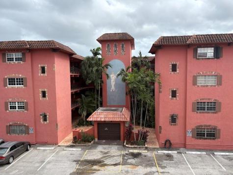 660 Tennis Club Drive Fort Lauderdale FL 33311