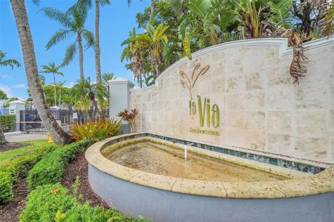 9645 NW 1st Court Pembroke Pines FL 33024