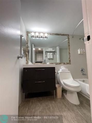 19201 Collins Avenue North Miami Beach FL 33160