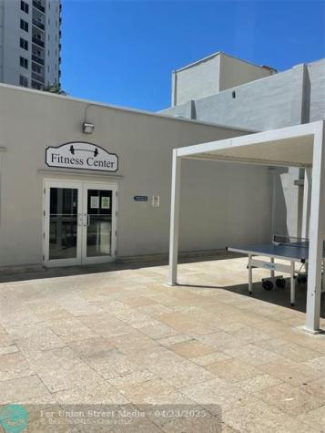 19201 Collins Avenue North Miami Beach FL 33160