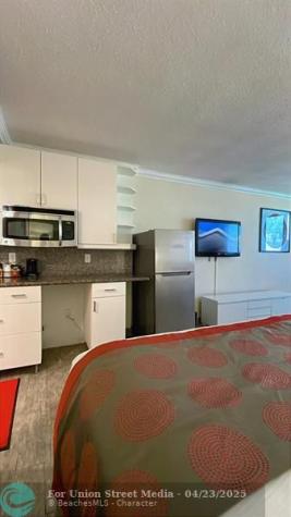 19201 Collins Avenue North Miami Beach FL 33160