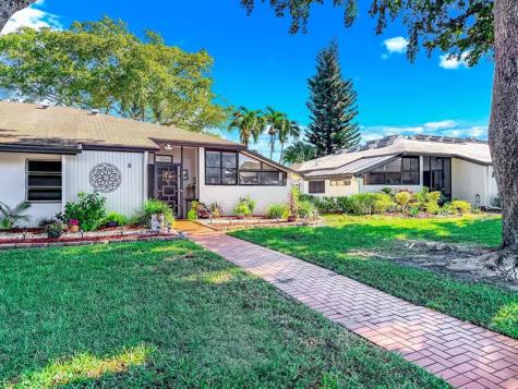 13232 Lucinda Palm Court Delray Beach FL 33484