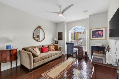 8553 Via Serena Boca Raton FL 33433