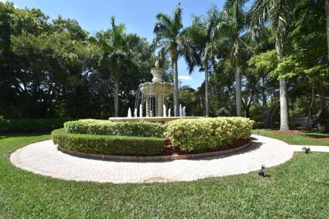8553 Via Serena Boca Raton FL 33433