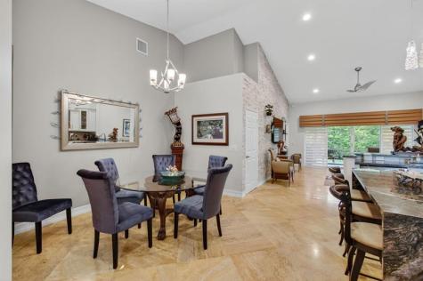 8553 Via Serena Boca Raton FL 33433