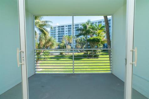 2731 NE 14th Street Causeway Pompano Beach FL 33062
