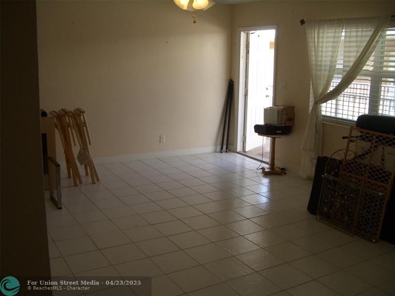 2737 NE 28th Street Lighthouse Point FL 33064