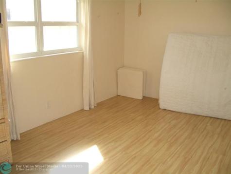 2737 NE 28th Street Lighthouse Point FL 33064