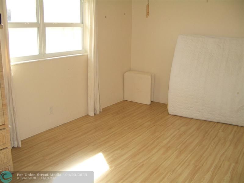 2737 NE 28th Street Lighthouse Point FL 33064