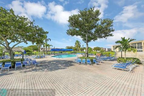 9101 Sunrise Lakes Boulevard Sunrise FL 33322