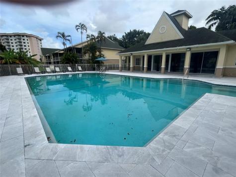 2823 N Course Drive Pompano Beach FL 33069