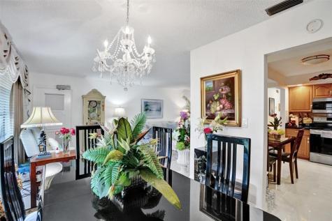 1034 NW 88th Avenue Plantation FL 33322