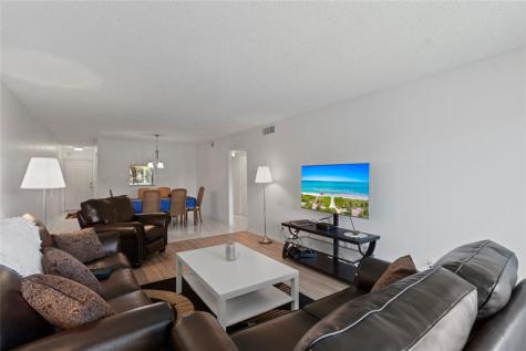 4301 Martinique Circle Coconut Creek FL 33066