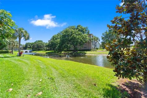 4301 Martinique Circle Coconut Creek FL 33066