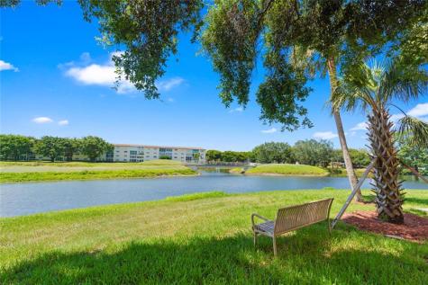4301 Martinique Circle Coconut Creek FL 33066