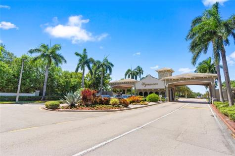 4301 Martinique Circle Coconut Creek FL 33066