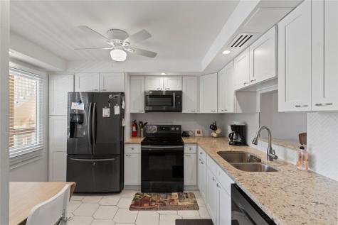 4301 Martinique Circle Coconut Creek FL 33066