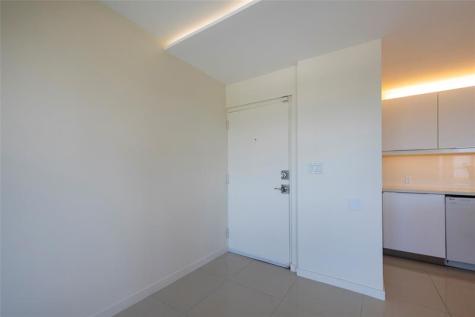 2555 NE 11th Street Fort Lauderdale FL 33304
