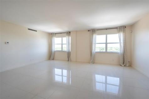 2555 NE 11th Street Fort Lauderdale FL 33304