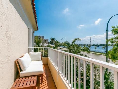 355 Virginia Street Hollywood FL 33019