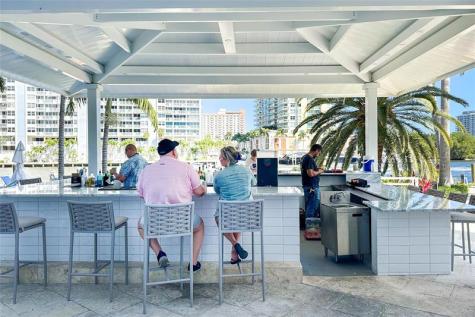 2670 E Sunrise Boulevard Fort Lauderdale FL 33304