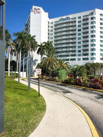 2670 E Sunrise Boulevard Fort Lauderdale FL 33304