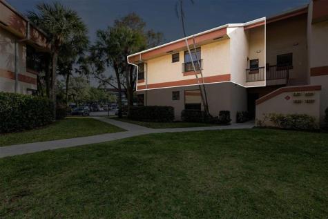 4156 Carambola Circle S Coconut Creek FL 33066