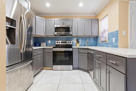 4156 Carambola Circle S Coconut Creek FL 33066