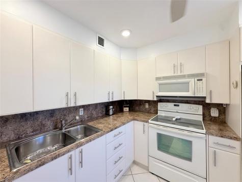 424 Richmond C Deerfield Beach FL 33442