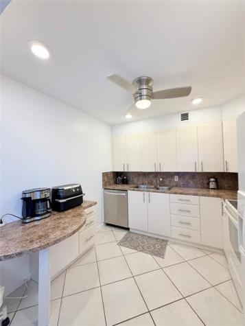 424 Richmond C Deerfield Beach FL 33442